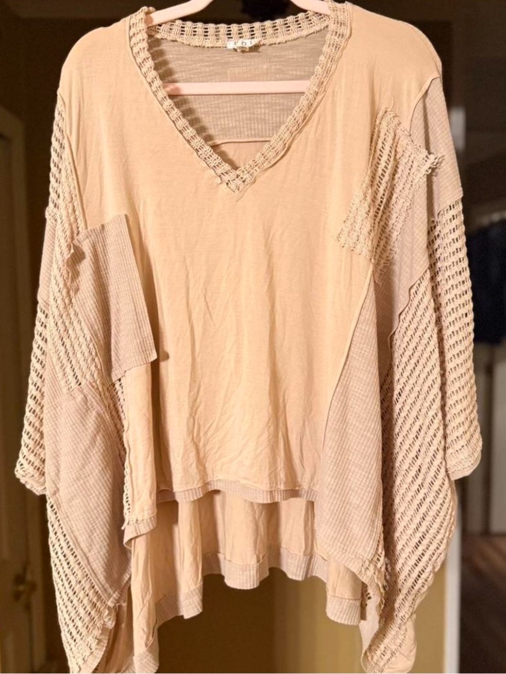 POL Beige Crochet-Trim V-Neck Top